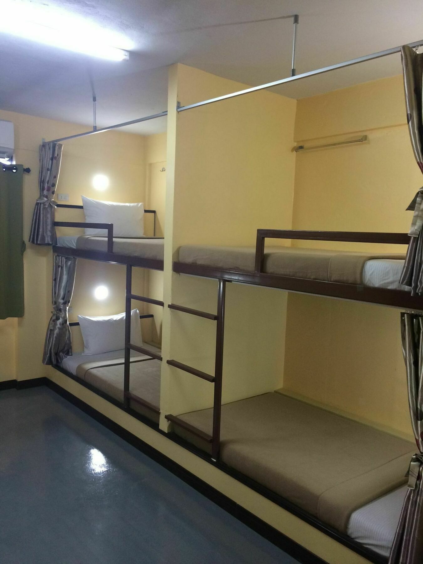 Sleep Well Hostel Krabi town Εξωτερικό φωτογραφία